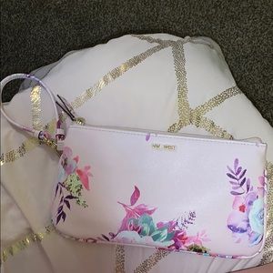 Nine West wallet